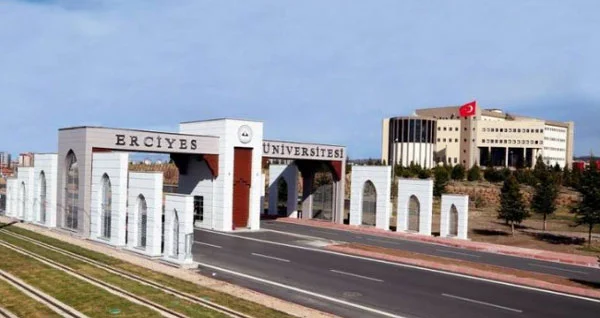 الجامعات التركية - أفضل 50 جامعة في تركيا
